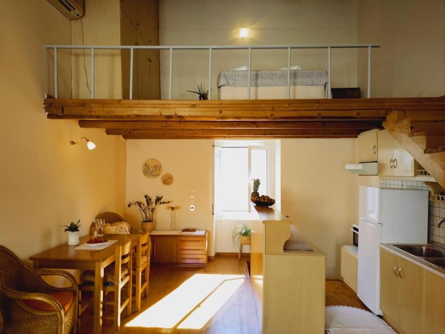 Mary'S Bright Apartment - Corfu Old Town Exterior photo