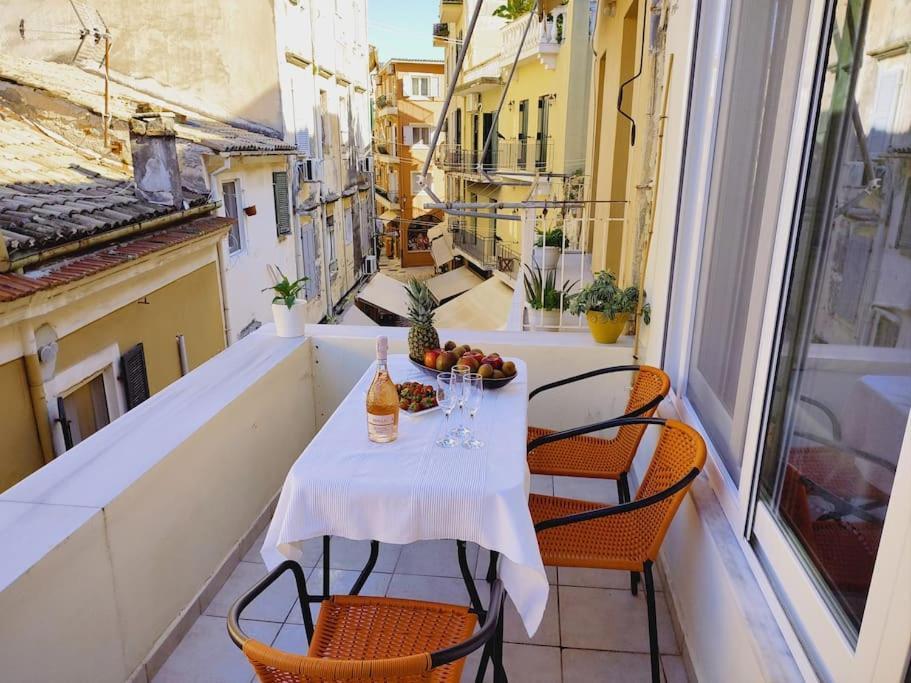 Mary'S Bright Apartment - Corfu Old Town Exterior photo